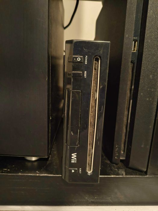 Nintendo Wii Preta | Inclui todos Acessórios, Comando e Softmod |