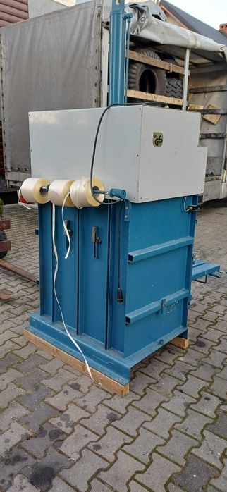 Prasa, belownica do makulatury