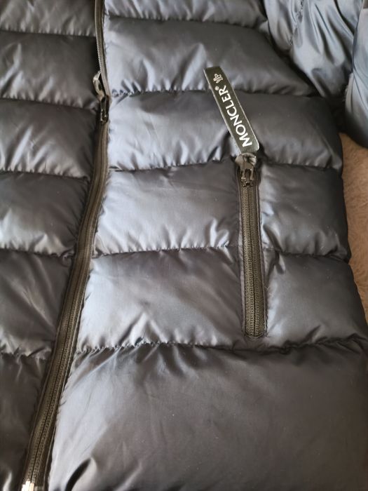 Kurtka ocieplana chłopięca Moncler 6 lat