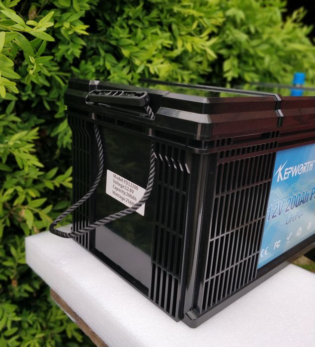 Bateria LifePo4 Kepworth 12V 200ah c/ bluetooth