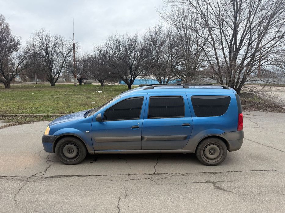 Машинка в идеальном состоянии сел и поехал вложений не требует. Стоит газ BRS ставили в Европе расход газа по городу 7/100км. Документы под расстоможку готовы. Авто находиться в г Днепр