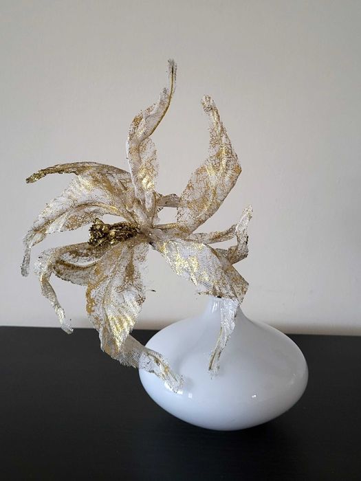 Wazon biały Johanna Jelinek