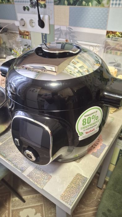 Мультиварка Tefal.Ще на гарантии.