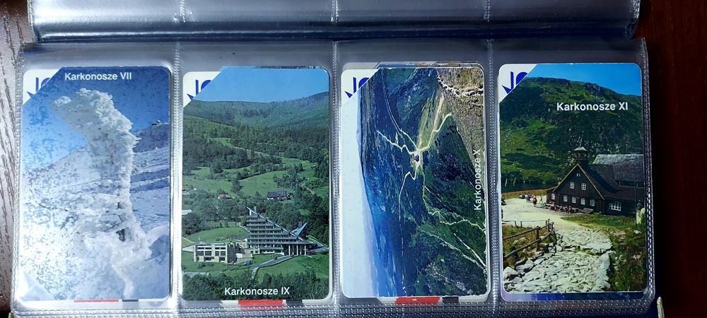 Sprzedam serie kart telefonicznych