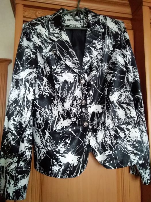 Жакет  пиджак .на 48 размер