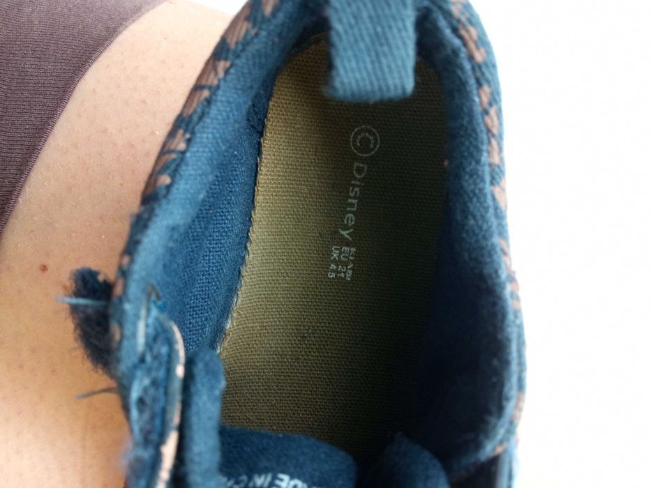 Туфлі кросівки мешти