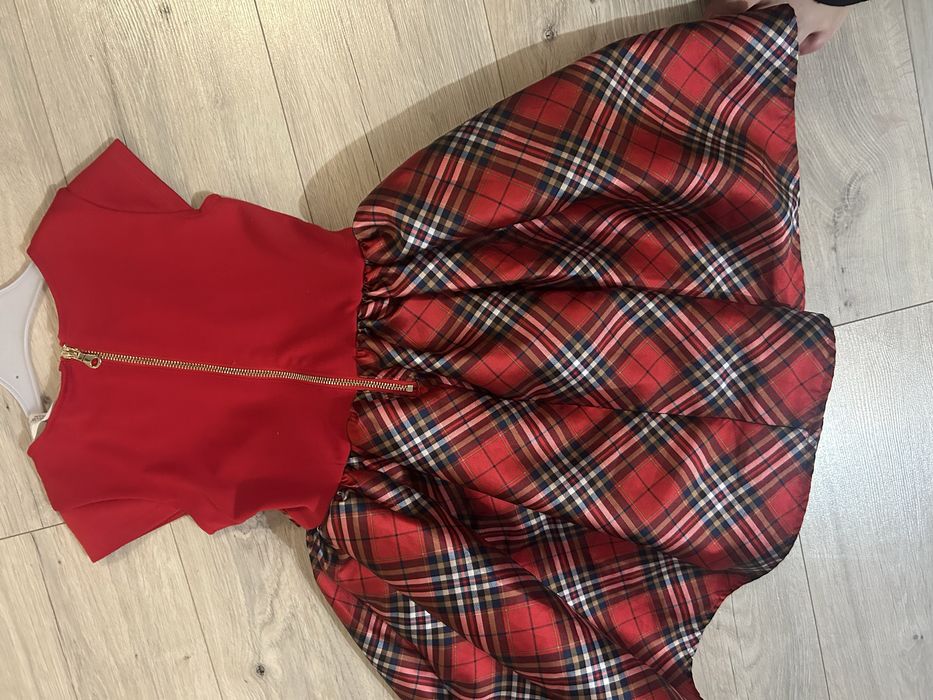 Cudo Sukienks HM 122/128 święta uroczystości