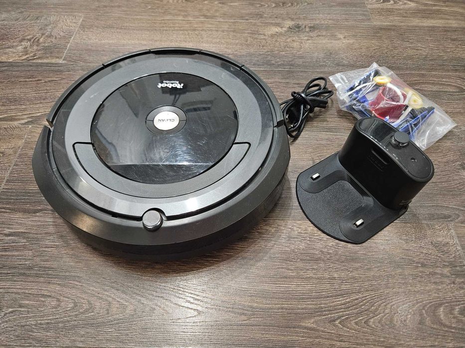 Używany sprawny robot sprzątający Roomba