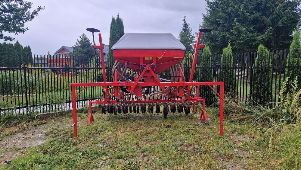 Kverneland unia ares l  Kverneland DA siewnik 3m pneumatyczny accord