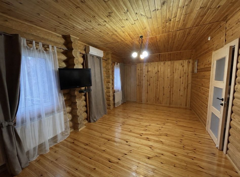 Продаж двоповерхового будинку село Кийлів