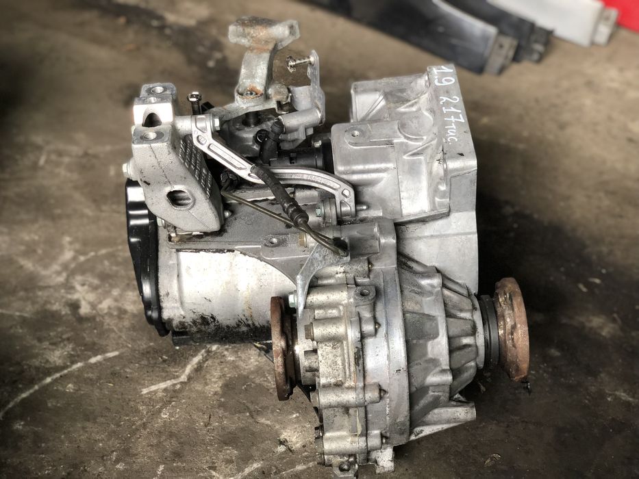 Коробка передач КПП 1.9 tdi 5 ст HNV пассат б6 гольф 5 шкода а5 кадди