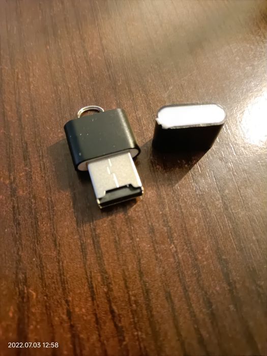 Adaptador cartão micro SD para usar como Pen.