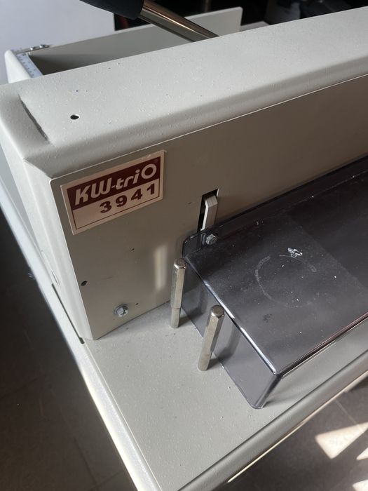 Vendo Guilhotima de resma A3