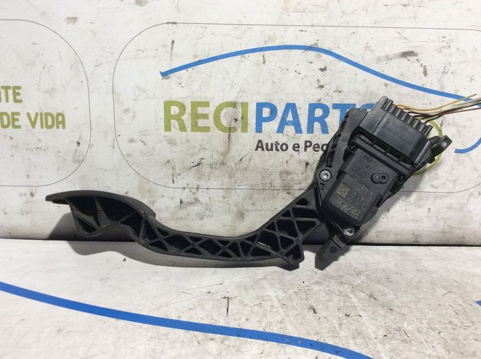 Pedal de acelerador Ford C-Max Ref. 3M51-9F836-AF