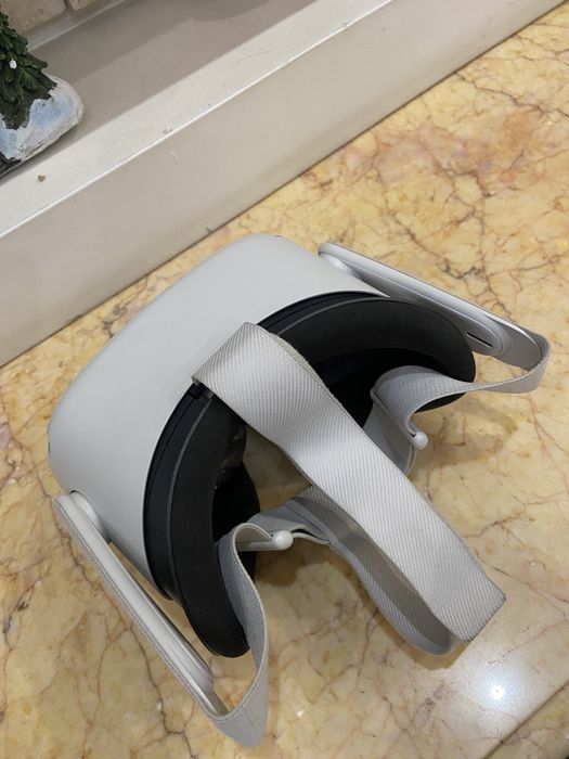 Oculus Quest 2 (256 GB) Б/У