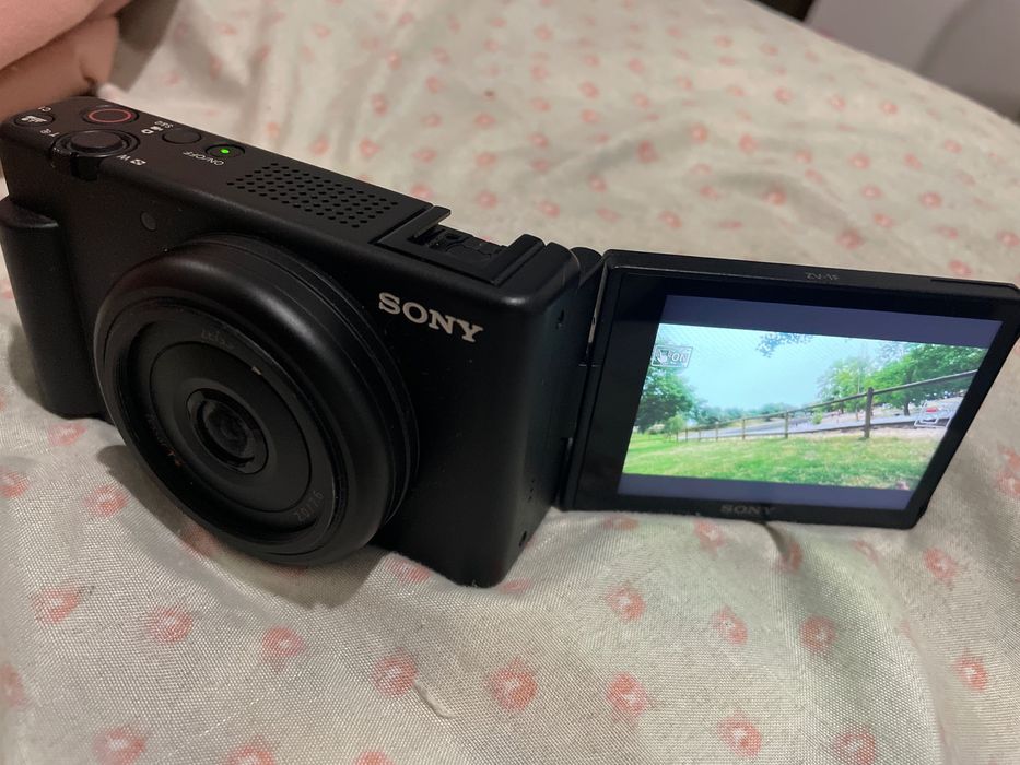 SONY ZV-1 -usada como nova.