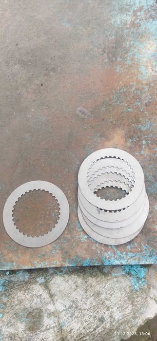 Проміжні диски зчеплення іж планета 5