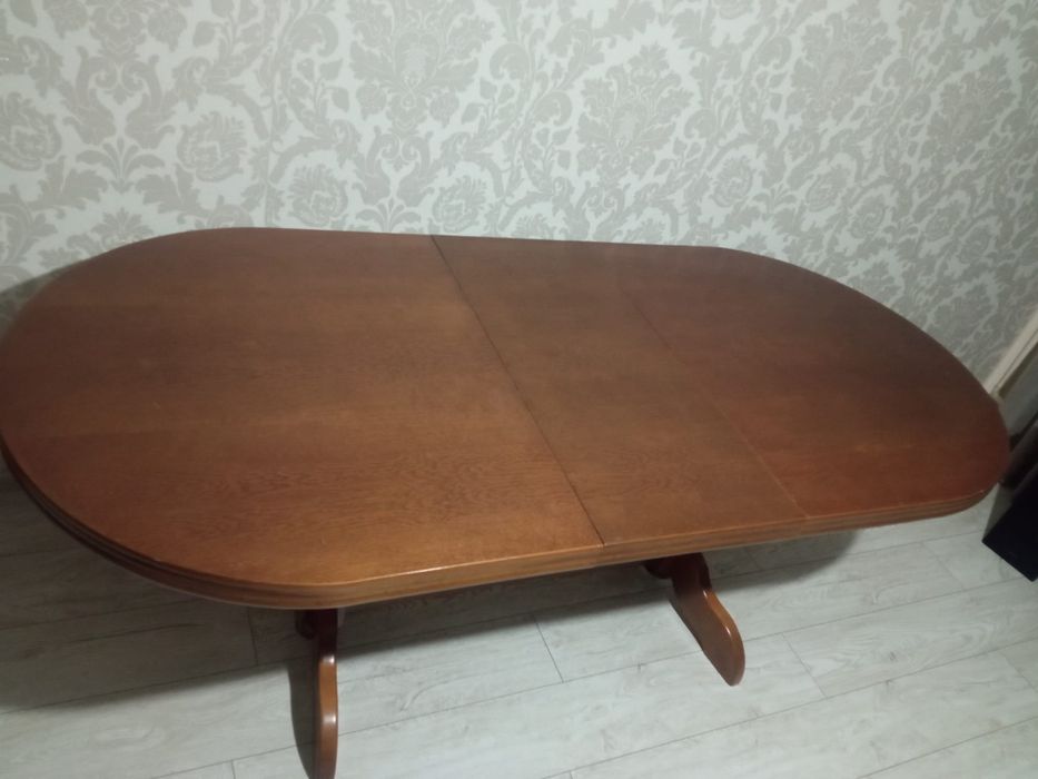 Sprzedam stół+ 6 krzeseł