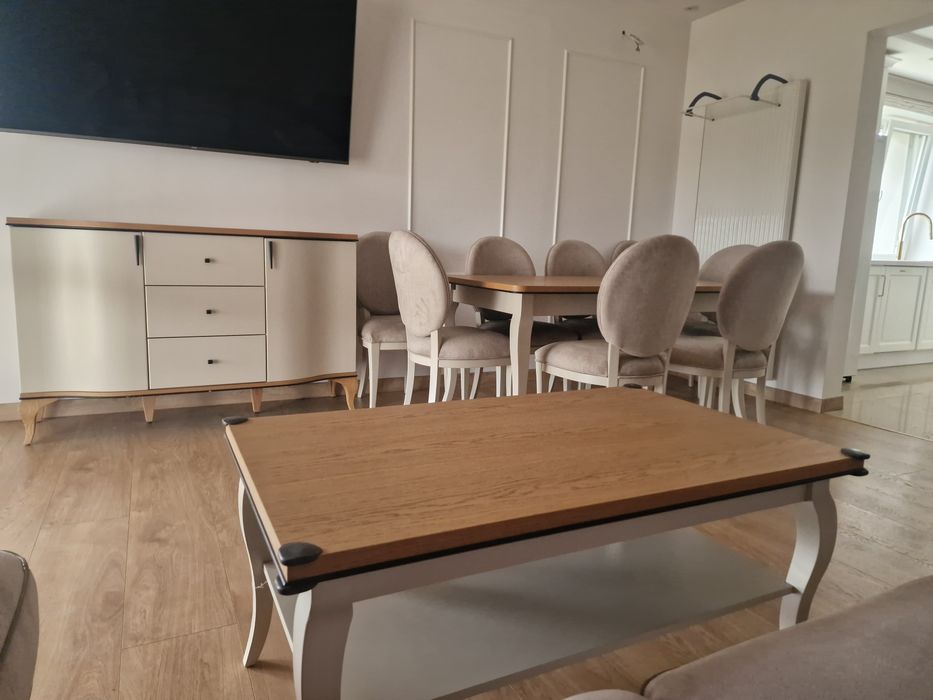 Komoda szafka toaletka meble krzesła stół