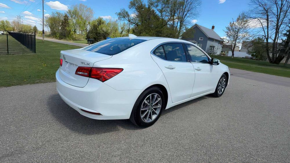 Acura TLX      2020