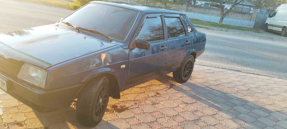 Автомобіль ВАЗ 21099