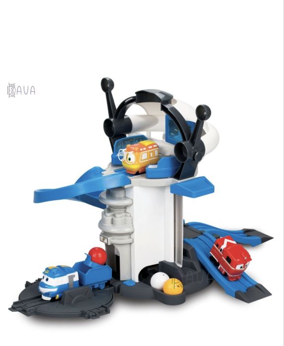 Наглядова башня роботи поїзда robot trains