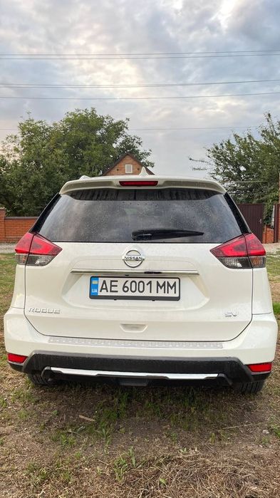 Nissan Rogue 2018 VIN KNMAT2MT7JP594221 фото оголошення 4 з 7