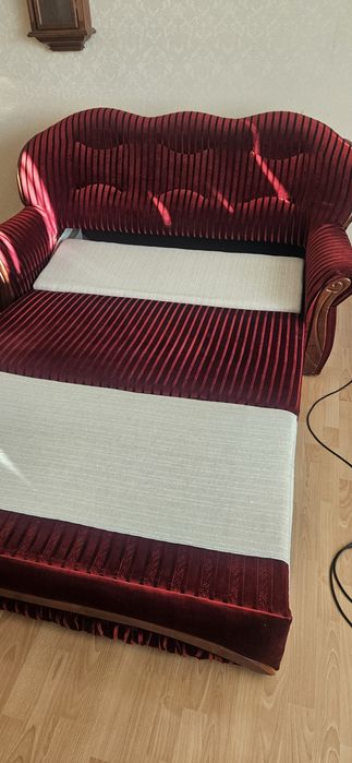Sofa dwuosobowe rozkładana