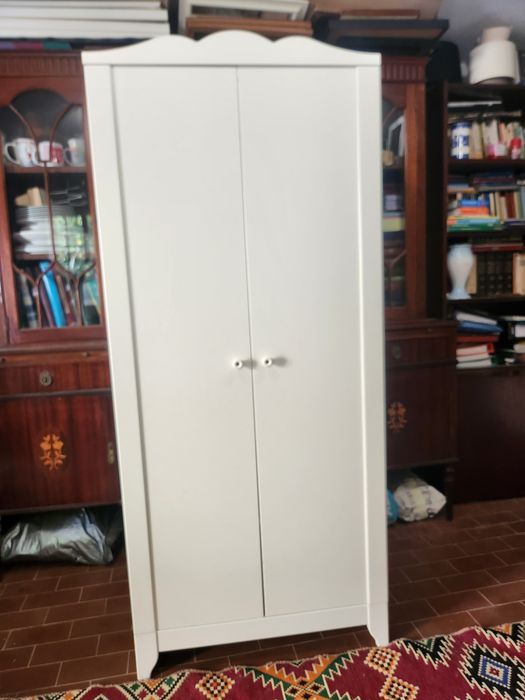Roupeiro IKEA branco