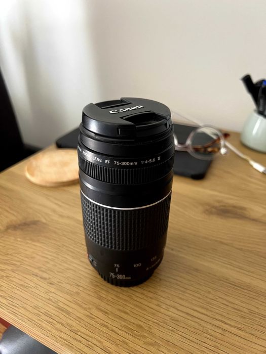 Lente Canon EF 75-300mm f/4-5.6 III