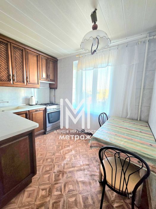 Продаю 3-к квартиру метро Научная, Новгородская
