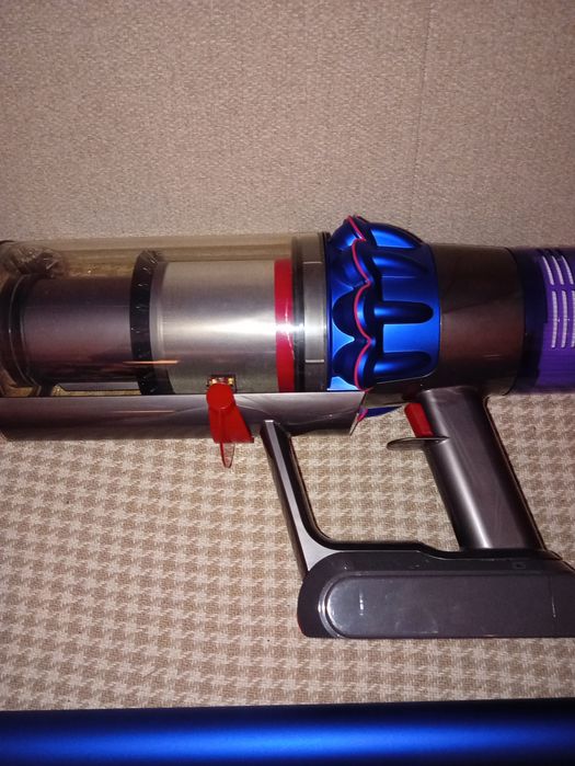 Odkurzacz dyson v15