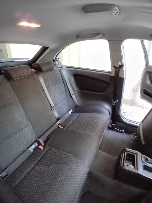 BMW 320 td e46 compact 2004 - 167,000 km