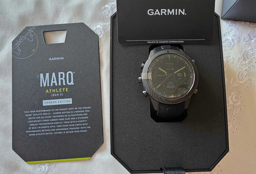 Garmin Marq Athlete (2ª geração) Edição Carbono - PROMOÇÃO