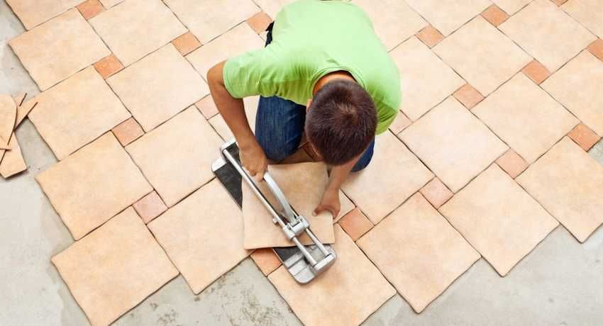 Azulejos, mosaicos e revestimentos cerâmicos - APLICAÇÃO