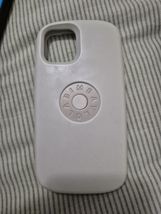 Capas Iphone 12 originais e da Bimba y Lola