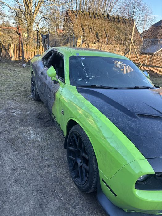 Dodge Challenger R/T Scat Pack 6.4 492KM