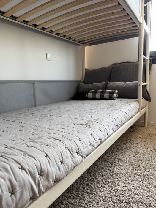 Beliche IKEA "Vitval" 90x200 cm + 2 colchoes