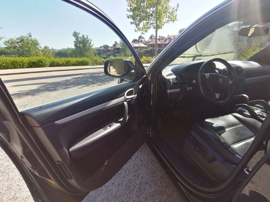 Porsche Cayenne Tiptronic