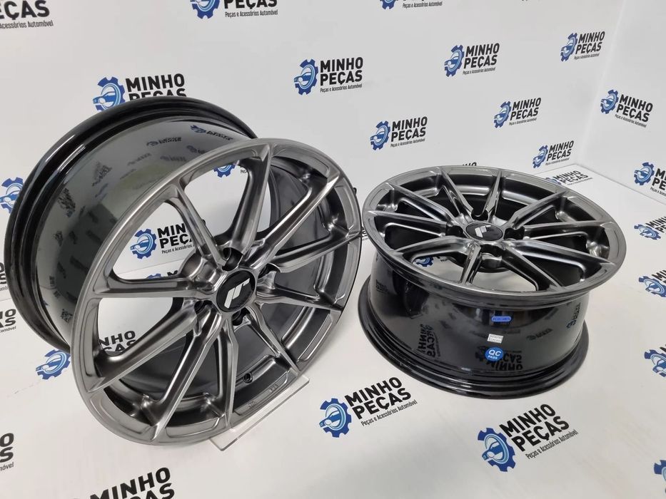 Jantes Japan Racing (JR37) em 15 (4x100) Hyper Black