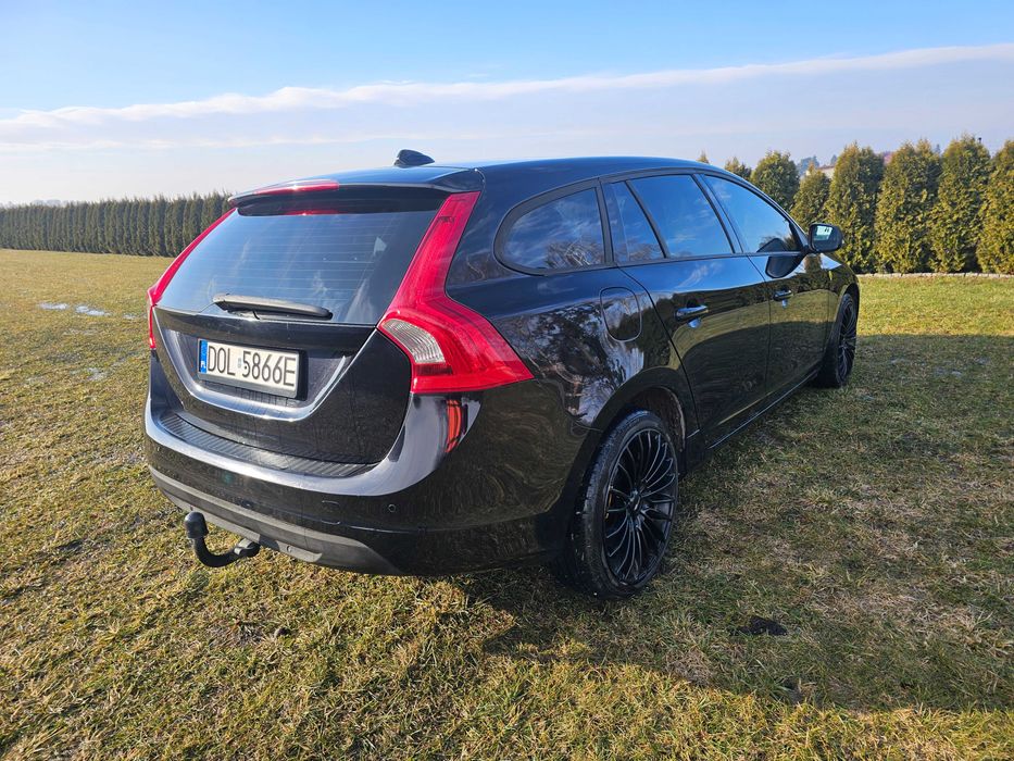 Volvo v60 2.0diesel 190km
