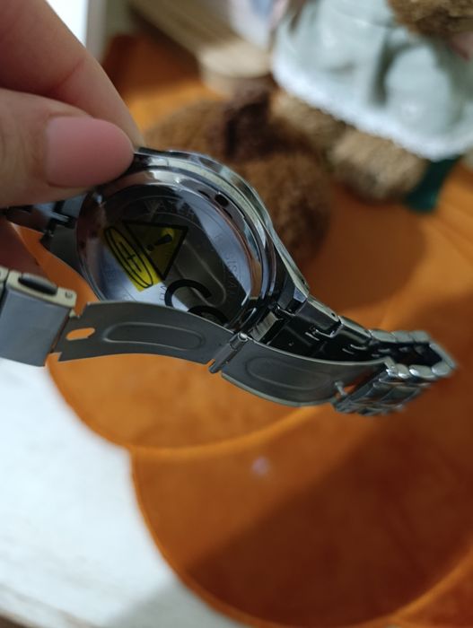 Чоловічий годинник