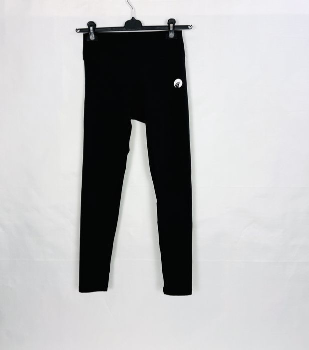 Czarne legginsy z białym logo M 38