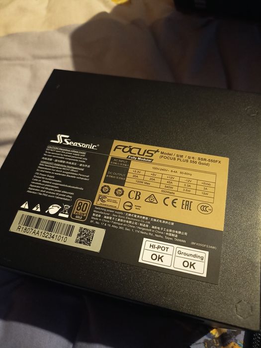 Блок живлення Seasonic FOCUS Plus Gold 550 FX.
