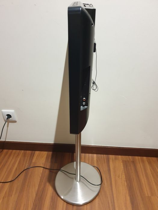 Sound column and radio (negotiable)64586483038339121