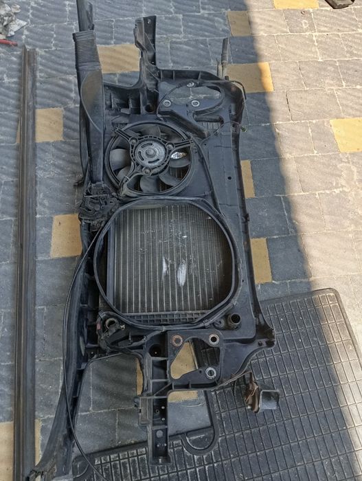 Установлена панель телевізор Пассат б5+ шкода суперб автомат