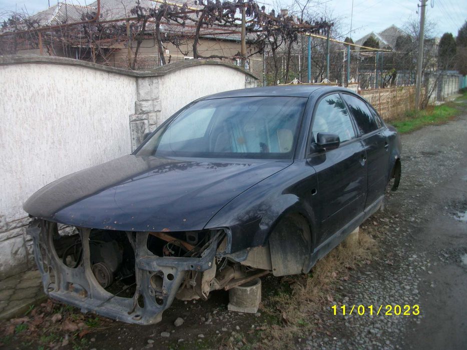 Двери на Фольксваген Пассат В 5 1997-2005 г.в.