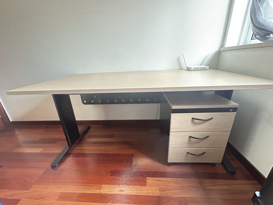 Secretaria para escritório