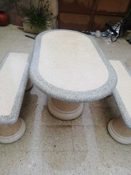 Mesa com Bancos para Jardim
