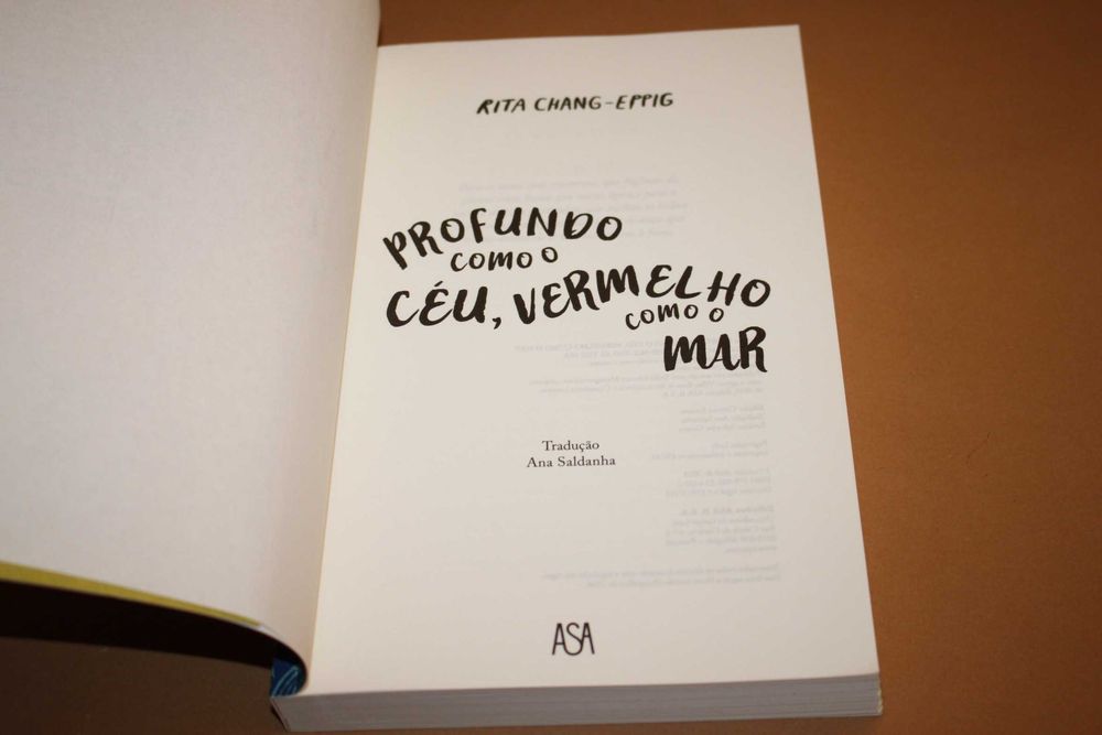 ' Profundo como o Céu, Vermelho como o Mar // Rita Chang-Eppig